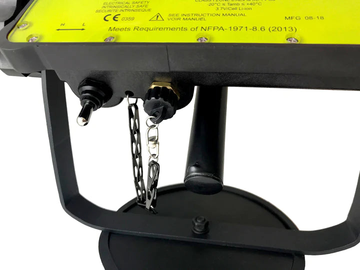 Holofote recarregável intrinsecamente seguro  - XPR-5592GX